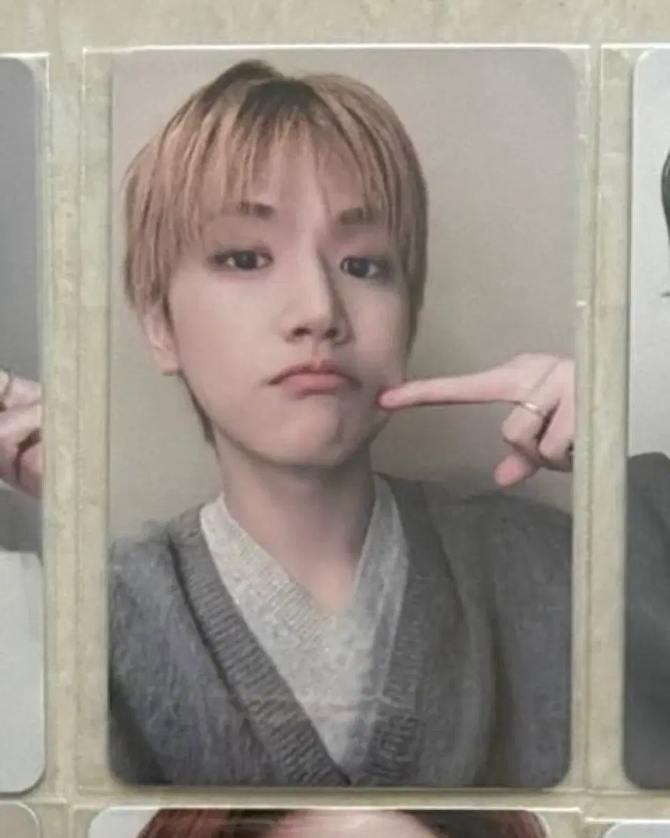 thumbnail-0